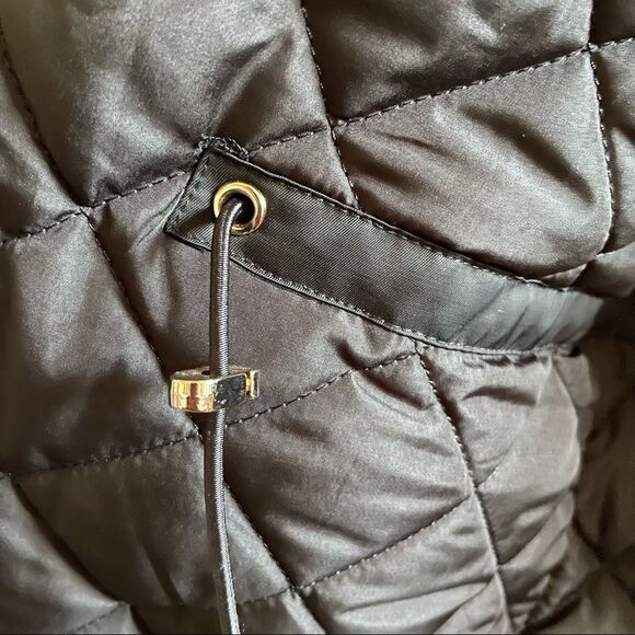 Zara ~ trf outerwear ~ Women’s Black Puffer Jacket ~ Fur Trimmed Hood ~ size Sm - Picture 9 of 16